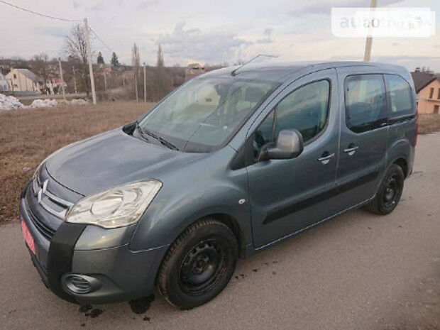 Citroen Berlingo пасс. 2010 года