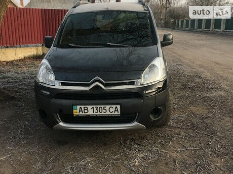 Ситроен Берлинго пасс. 2013 року Citroen Berlingo пасс. 2013 року