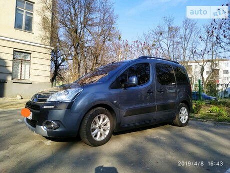 Ситроен Берлинго пасс. 2013 года Citroen Berlingo пасс. 2013 года