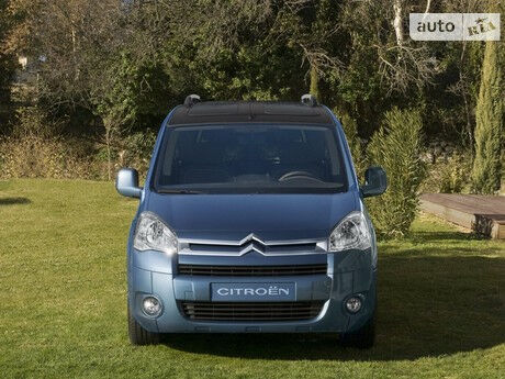 Ситроен Берлинго пасс. 2005 года Citroen Berlingo пасс. 2005 года