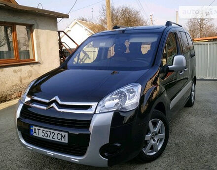 Citroen Berlingo пасс. 2011 года