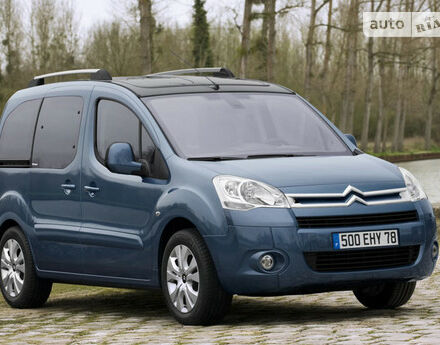 Citroen Berlingo пасс. 2004 года