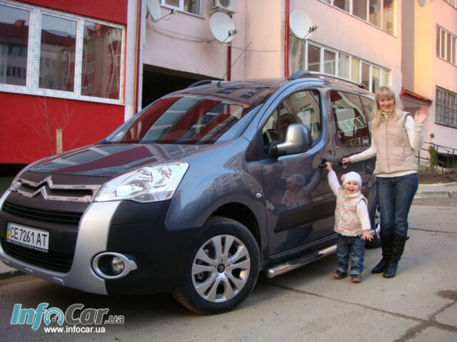 Citroen Berlingo 2011 года