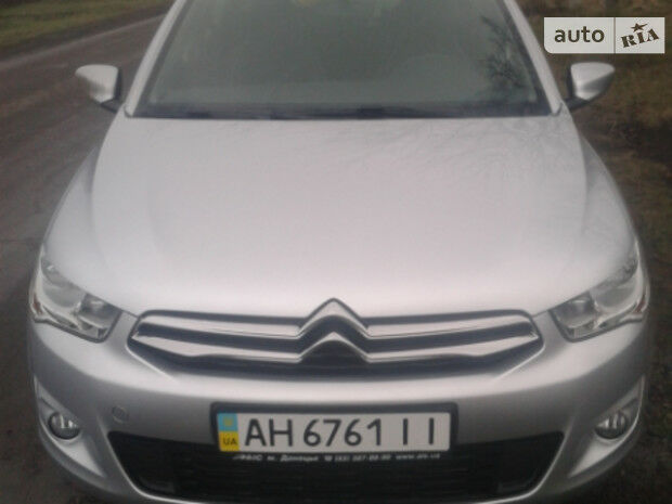 Citroen C-Elysee 2013 року