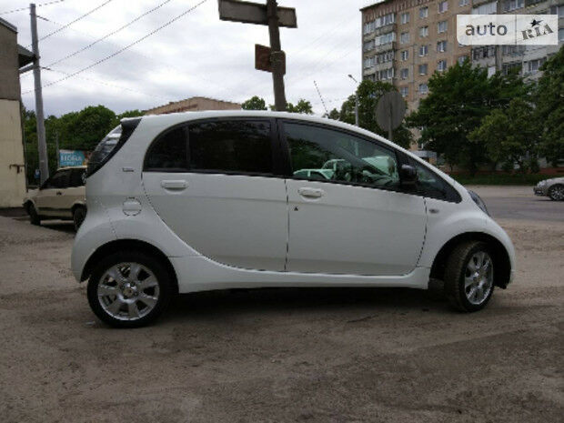 Citroen C-Zero 2012 года