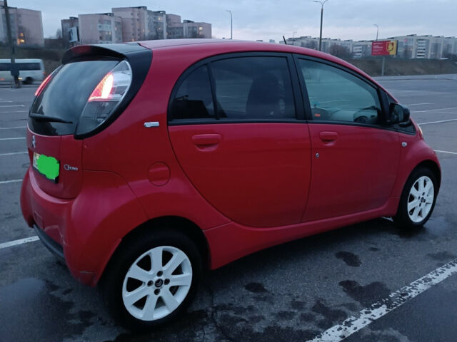 Citroen C-Zero 2011 года