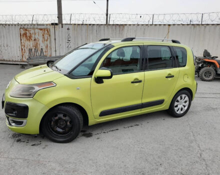 Citroen C3 Picasso 2010 года - Фото 2 авто