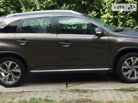 Citroen C4 Aircross 2012 года