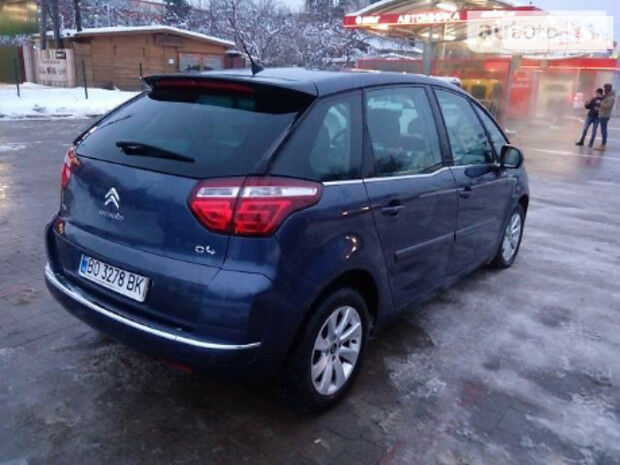 Citroen C4 Picasso 2011 року