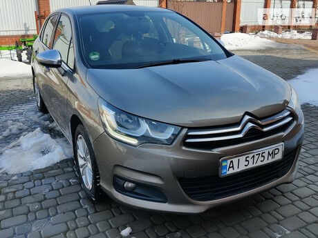 Citroen C4 2015 года