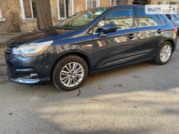 Citroen C4 2011 года