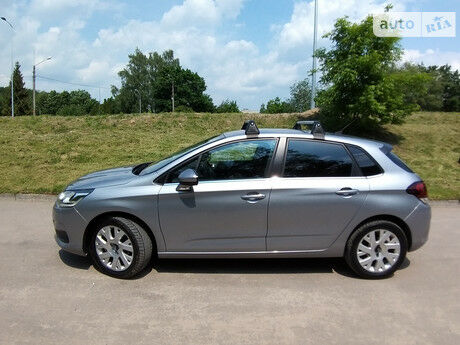 Ситроен С4 2016 года Citroen C4 2016 года