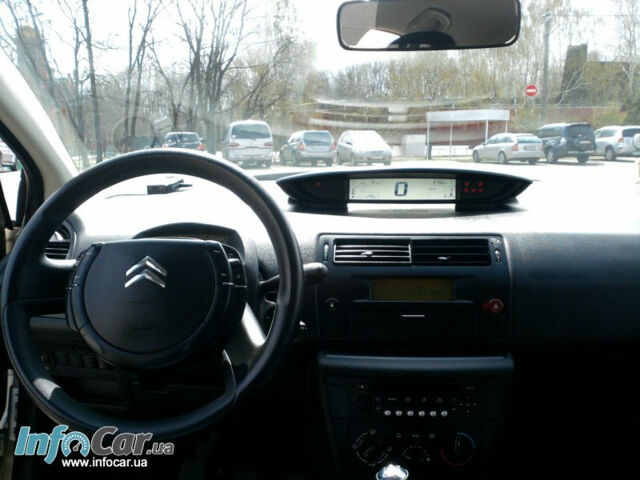Citroen C4 2005 года