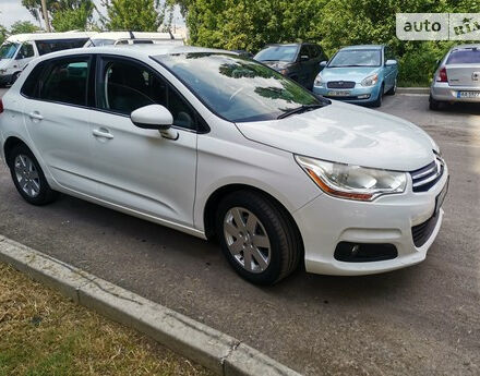 Citroen C4 2011 року