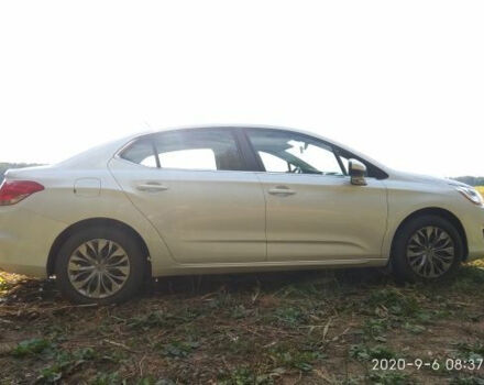 Citroen C4 2013 года