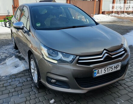 Citroen C4 2015 року