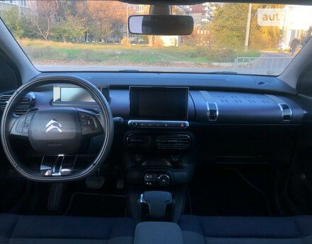 Citroen C4 2017 года