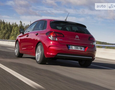 Citroen C4 2013 року