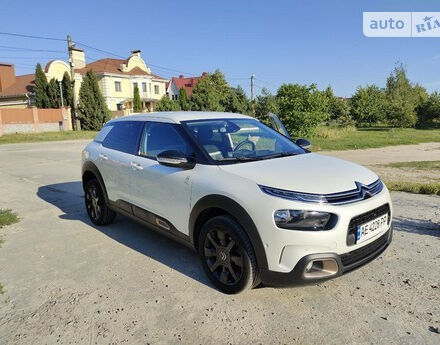 Фото на відгук з оцінкою 1.6   про авто Citroen C4 2019 року випуску від автора “Алексей” з текстом: Имел печальный опыт владения данным авто, через полгода с большим трудом продал, так как особо не...