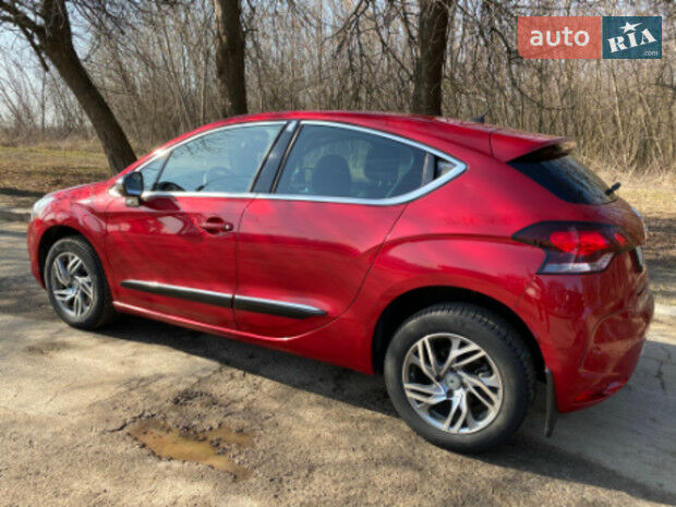 Citroen DS4 2013 года