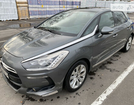 Citroen DS5 2013 года