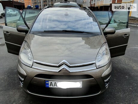 Citroen Grand C4 Picasso 2012 року