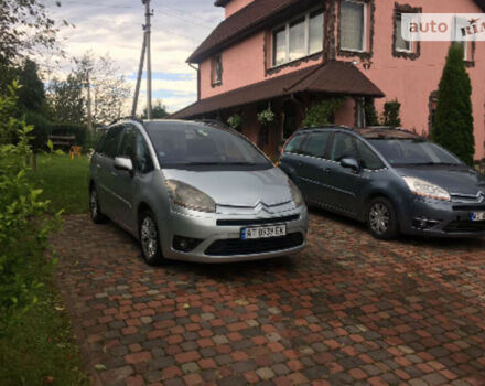 Фото на отзыв с оценкой 5 о Citroen Grand C4 Picasso 2007 году выпуска от автора "Tolik" с текстом: Хороше родинне авто дешеве в експлуатації високий комфорт їзди за помірну ціну практично безаварі...