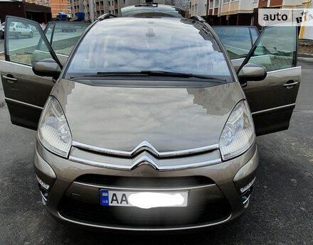 Citroen Grand C4 Picasso 2012 року