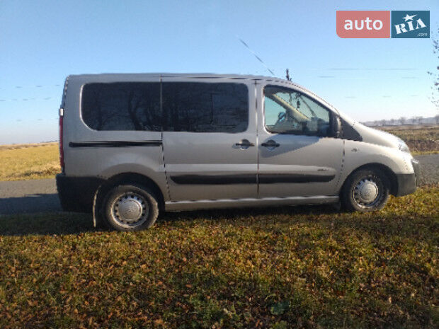 Ситроен Джампи пасс. 2007 року Citroen Jumpy пасс. 2007 року