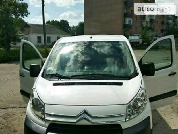 Citroen Jumpy пасс. 2009 года