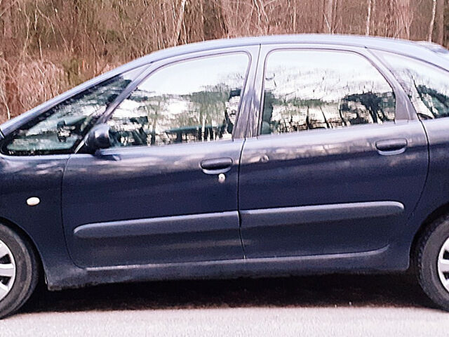 Citroen Xsara Picasso 2002 року