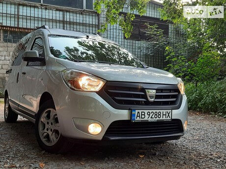 Dacia Dokker пасс. 2015 года