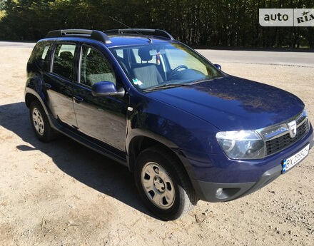 Dacia Duster 2011 року