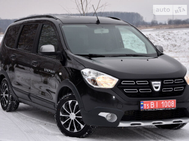 Dacia Lodgy 2017 року