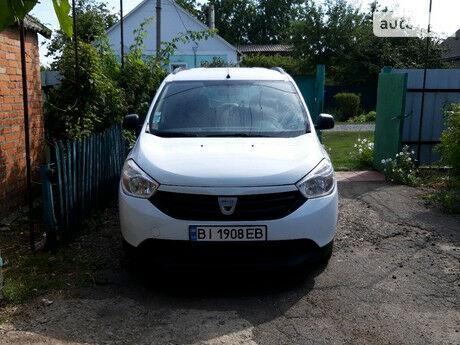 Дачия Лоджи 2012 года Dacia Lodgy 2012 года