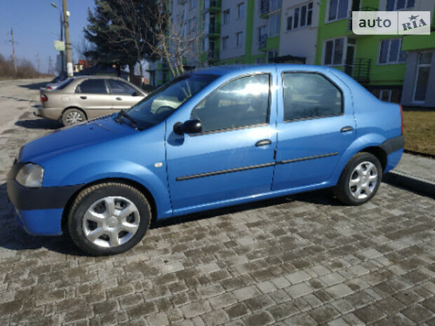 Dacia Logan 2006 року