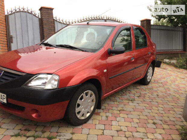 Дачия Логан 2007 года Dacia Logan 2007 года