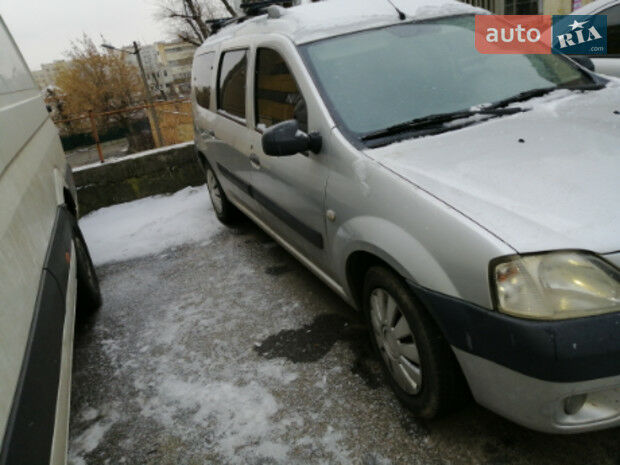 Дачия Логан 2007 года Dacia Logan 2007 года