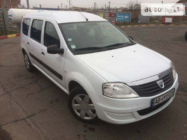 Dacia Logan 2009 года