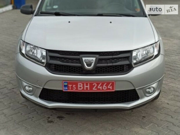 Dacia Sandero 2013 года