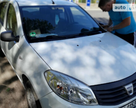 Dacia Sandero 2009 года