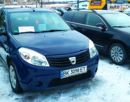 Dacia Sandero 2009 года