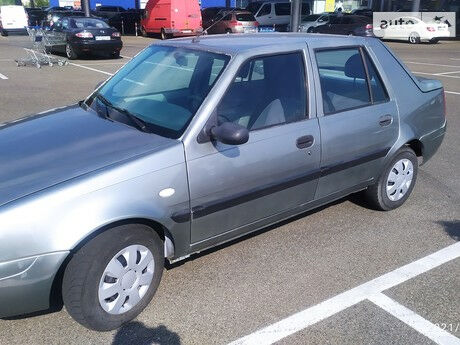 Дачия Соленза 2003 года Dacia Solenza 2003 года