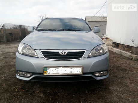 Daewoo Gentra 2013 года