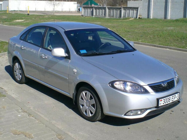 Daewoo Gentra 2014 года