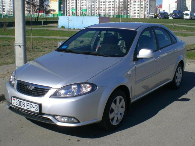 Daewoo Gentra 2014 года