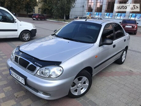 Daewoo Lanos 2004 року