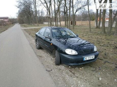 Daewoo Lanos 2011 року