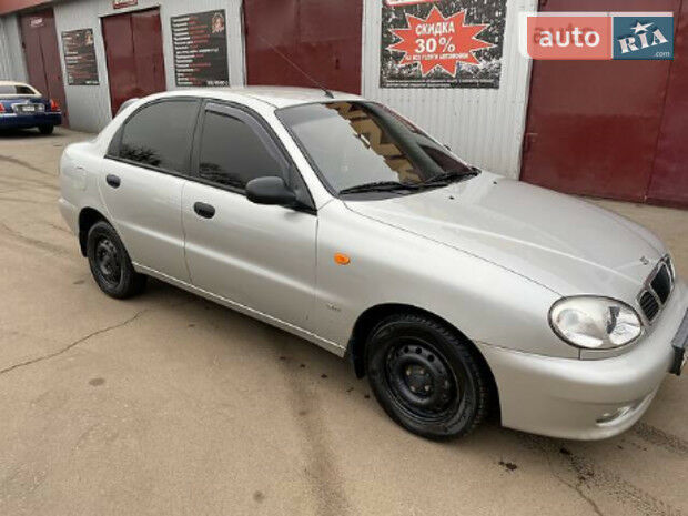 Daewoo Lanos 2004 года