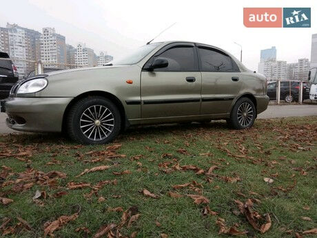 Дэу Ланос 2008 року Daewoo Lanos 2008 року